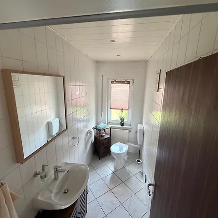 130m2 Mit Grossem Balkon Nahe Siegen شقة